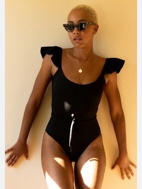 LONDRE Ruffle Shoulder One-Piece